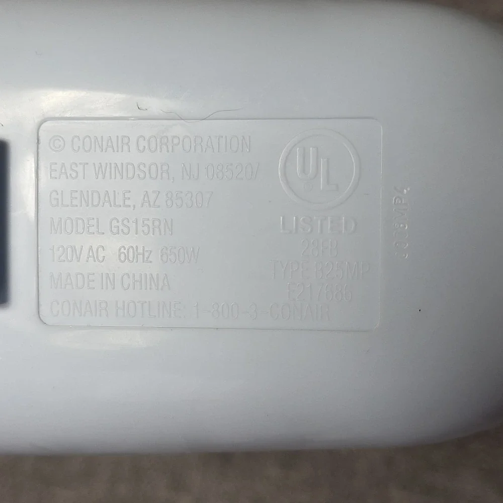 Conair Handheld Fabric Steamer GS15RN for Clothing & Drapes